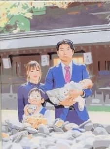赤ちゃんを抱く家族を描いた作品