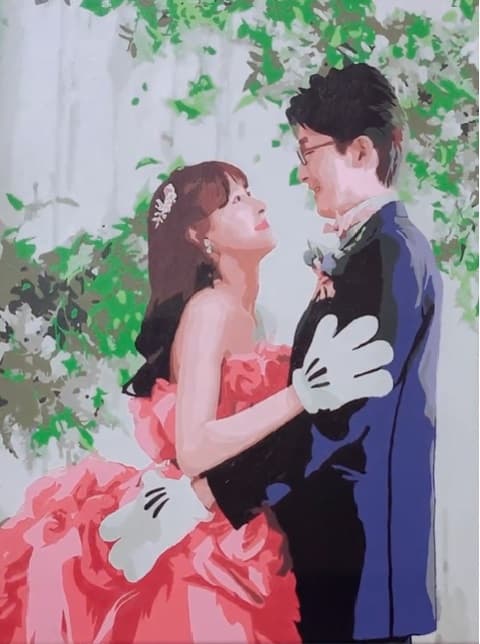 成人式の振袖姿のふたりを描いた作品