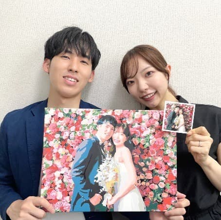 作品を持つN様ご夫妻